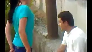 Anal Sex MMS Of Young Desi Couple In Park