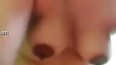 Today Exclusive -horny Bhabhi Shows Her Boobs And Pussy