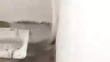 XXX Leaks MMs - Painter helped the house owner and mistress in fucking