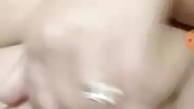 Chubby nude college girl on video call viral chat