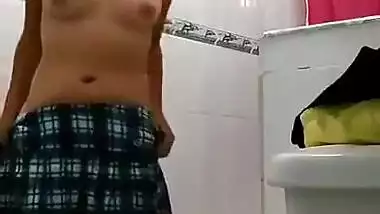 Hot tamil school girl