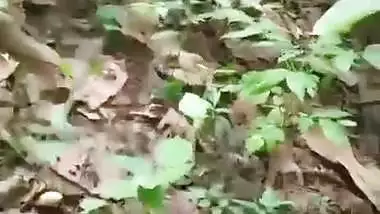 Sex affair bhabhi xxx Indian outdoor jungle sex