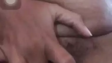 Desi bhabhi show nude on video call