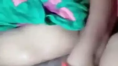 Horny Bhabi Masturbating (Updates)