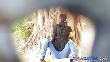 Desi girl caught riding cock in the park