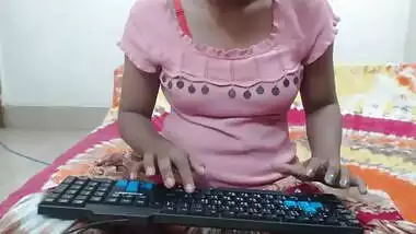 Desi cam babe ishaa boob show
