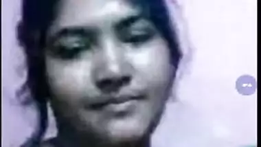 Cute Desi Girl Showing Her Boobs