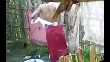 Desi outdoor bath scene captured by neighbor