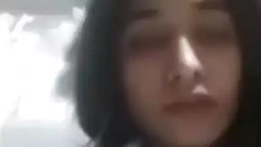 Desi girl show her boob nipple video call 2