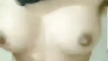 Desi cute girl very hot app video live fingering-2