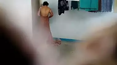 Mallu Bhabhi Leaked MMS - Movies. video2porn2