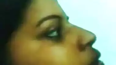 Paki Couple Kissing - Movies.