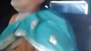 Pressing Boobs Of Kerala Aunty In Auto