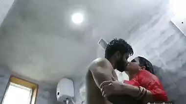 Bhabi bathroom fucking scane