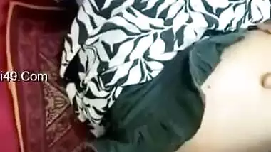 Today Exclusive- Desi Bhabhi Boob Pressing And Hard Fucked By Dewar