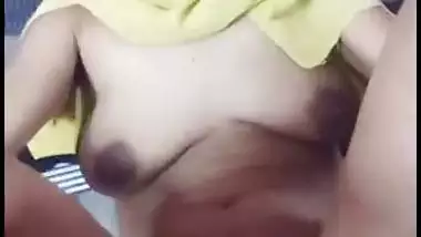 Pervert fucks his stepdaughter in a Bangladeshi sex video