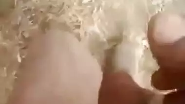 Village bhabhi outdoor mms