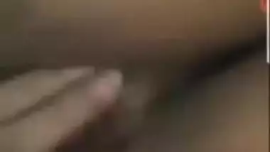 Desi Beautiful Sexy Girl Showing Vdo