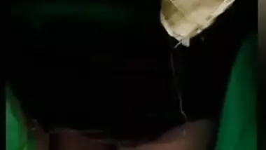 Horny Desi Girl Masturbating