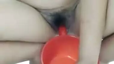 Desi village bhabi Masturbating