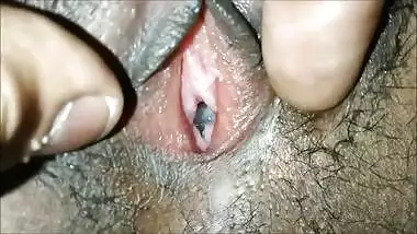 Indian pussy fucked cum inside pussy