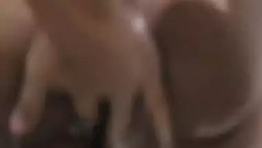 A complete hot Indian girl bath video