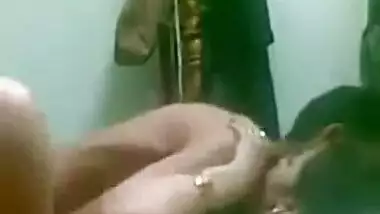 Baap aur chachi ki rishton mai chudai ka Hindi bf