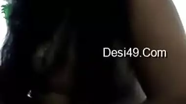 Today Exclusive- Cute Lankan Girl Showing Her Big Boobs And Pussy