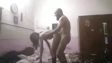 Virgin Indian Saali fucking video MMS