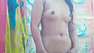 380px x 214px - Stupid Boy Bathing Girl Sex Video xxx desi babes on Desipornscandals.com