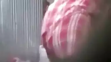 Desi village teen sexy bath,spy video