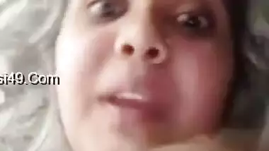 Today Exclusive -hot Desi Girl Shows Her Boobs And Pussy Part 2