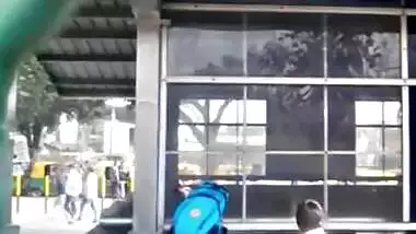 Superhot Couple getting vigrous blowjob in metro