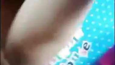 Live Indian pussy fucking phone sex video