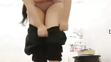 Today Exclusive-sexy Paki Girl Record Her Nude Video