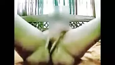 My first ever squirting video on webcam for farhan 