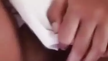 Today Exclusive-cute Assam Girl Showing Her Boobs And Fingerring