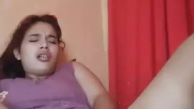 Indian nude girl from Mumbai fingers her pussy and moans