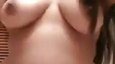 Lady shows her desi nude big boobs on adult webcam