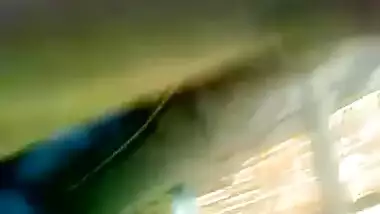 Odisha mai labor ki bibi ko malik ne truck mai choda