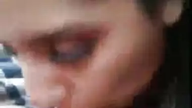 Hot mallu girl handshake and blowjob inside car