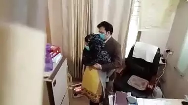 Paki doctor checking boobs by inserting hands inside blouse