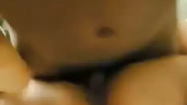 Sexy IT babe from Noida enjoys threesome sex with boss