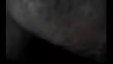 Teen girl unhooks bra before giving blowjob to BF