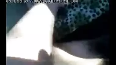 Desi college teen girl’s outdoor sex with her friend