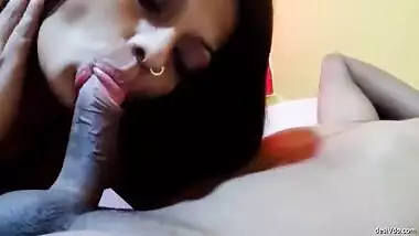 Super Duper hot CHENNAI busty wife back -Sensual sexy handjob BLOWJOB